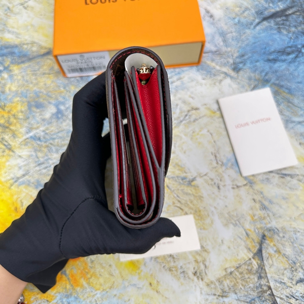 LVコピーウォレット側面デザイン